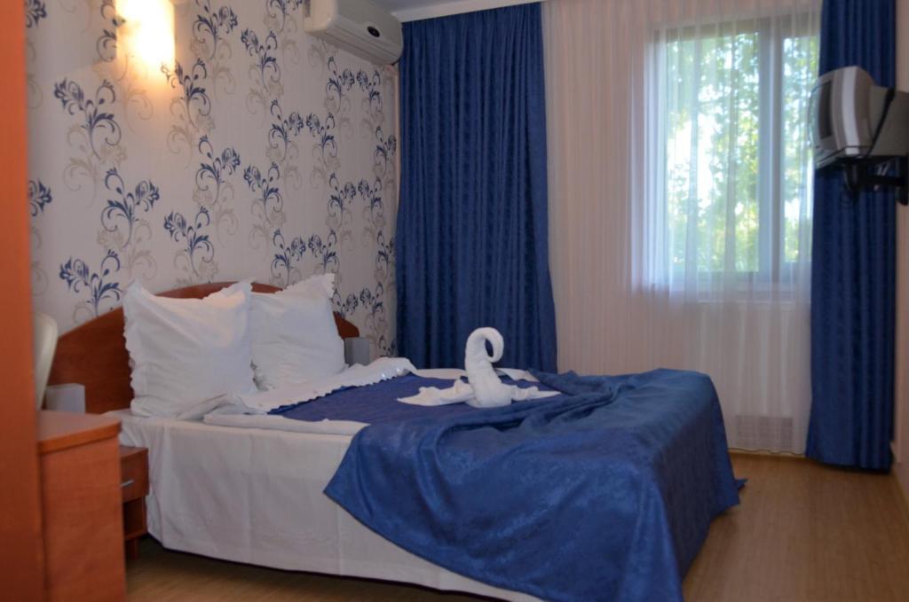 Hotel Turist เนพทุน ห้อง รูปภาพ